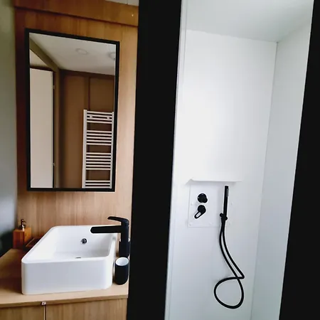 Apartment Etxean, De 1 A 6 Personnes Avec Barbecue, Parking Et Piscine