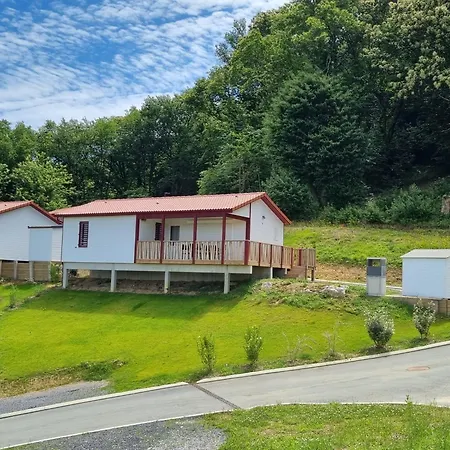 Etxean, De 1 A 6 Personnes Avec Barbecue, Parking Et Piscine Apartment Hasparren