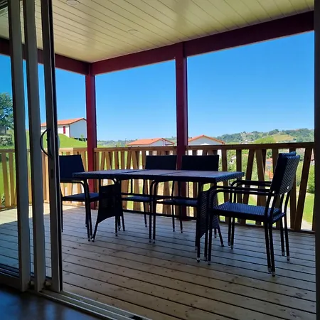 Etxean, De 1 A 6 Personnes Avec Barbecue, Parking Et Piscine *